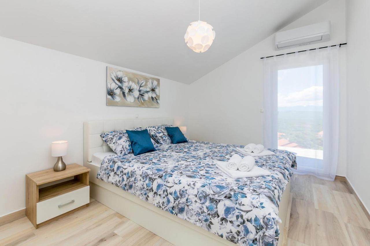 Holiday House San Michele Vrh  Zewnętrze zdjęcie